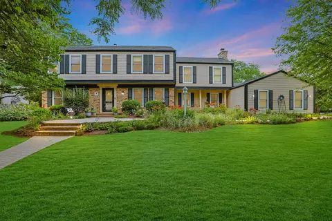 2394 Bayside Ct, Lisle, IL 60532