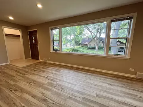 871 High St, Elgin, IL 60123 photo 11