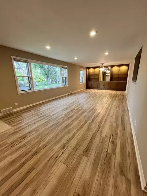 871 High St, Elgin, IL 60123 photo 12