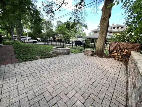 871 High St, Elgin, IL 60123 photo 5