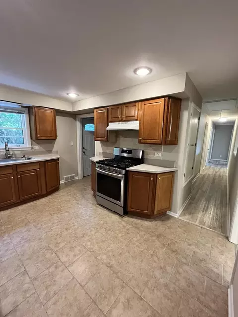 871 High St, Elgin, IL 60123 photo 15