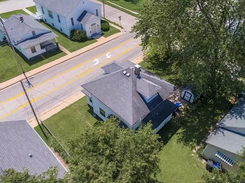 704 E Oakland Ave, Bloomington, IL 61701 photo 30