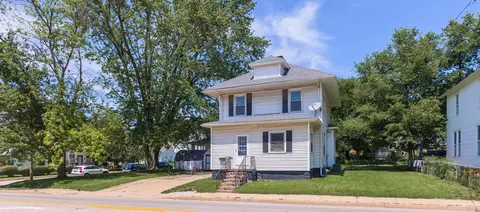 704 E Oakland Ave, Bloomington, IL 61701 photo 35