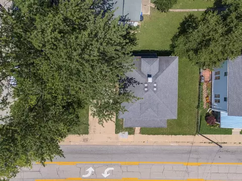 704 E Oakland Ave, Bloomington, IL 61701 photo 31