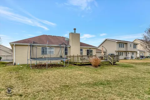 Exterior - 325 Hunters Dr, Beecher, IL 60401 photo 5 of 5