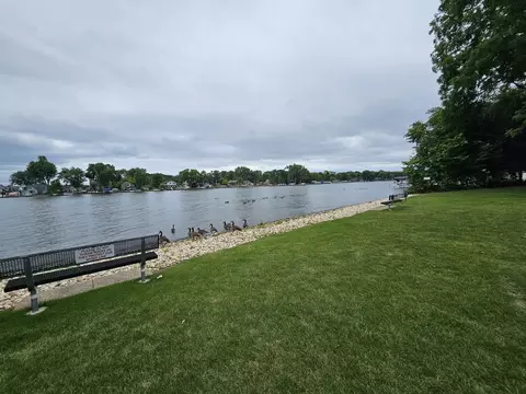 View/Area - 4402 Elmleaf Dr, Mchenry, IL 60051 photo 3 of 4