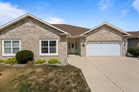 1916 S Prairie Winds Dr #0, Urbana, IL 61801