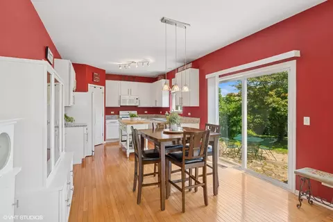Kitchen - 31577 N Clearwater Dr, Lakemoor, IL 60051 photo 1 of 3