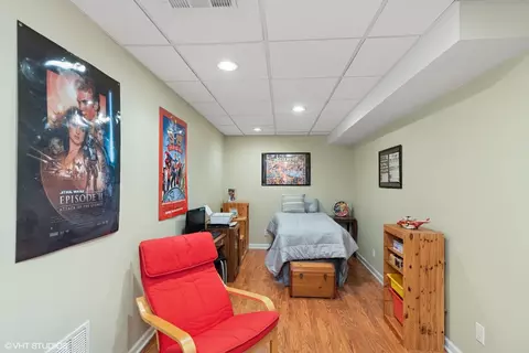 Bedroom - 31577 N Clearwater Dr, Lakemoor, IL 60051 photo 2 of 2