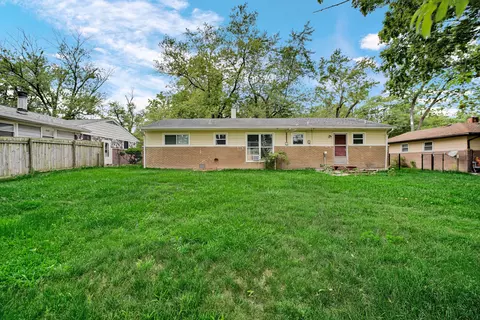 Exterior - 16623 Spaulding Ave, Markham, IL 60428 photo 7 of 8