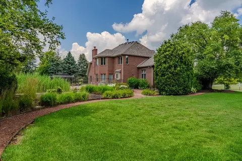 Exterior - 11617 Coach Dr, Mokena, IL 60448 photo 3 of 9