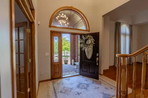 Entry Way - 11617 Coach Dr, Mokena, IL 60448 photo 2 of 4