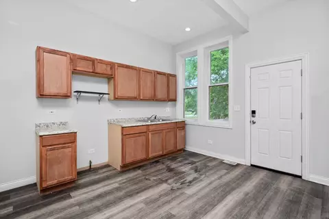 7305 S Harvard Ave, Chicago, IL 60621 photo 3