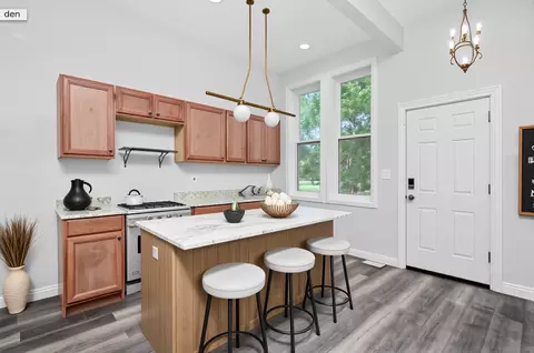 7305 S Harvard Ave, Chicago, IL 60621 photo 2