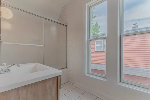 538 Raymond St, Elgin, IL 60120 photo 18