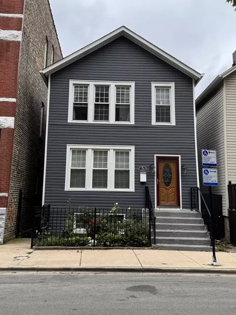 736 N Ada St, Chicago, IL 60642