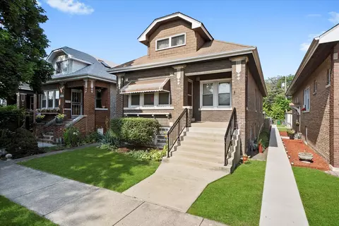 2418 Wesley Ave, Berwyn, IL 60402