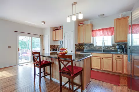 39862 Walton Ln, Beach Park, IL 60083 photo 12