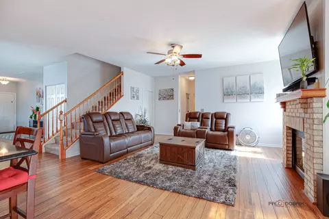 39862 Walton Ln, Beach Park, IL 60083 photo 9