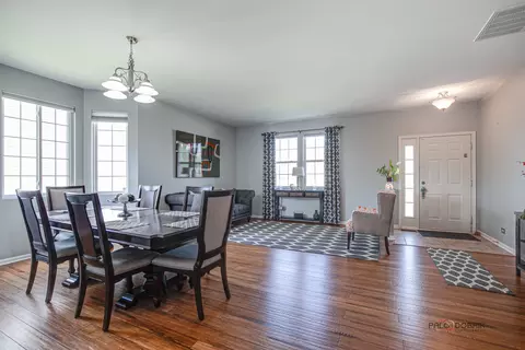 39862 Walton Ln, Beach Park, IL 60083 photo 7