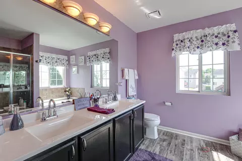 39862 Walton Ln, Beach Park, IL 60083 photo 23