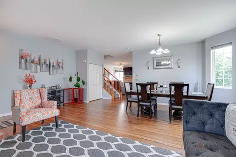 39862 Walton Ln, Beach Park, IL 60083 photo 6