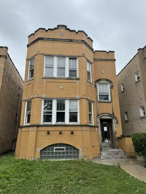 5519 W Dakin Ave, Chicago, IL 60641
