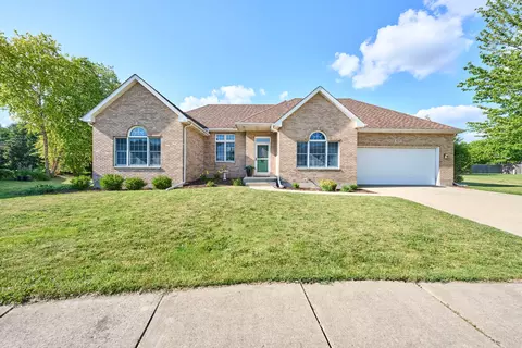 671 Teal Ct, Dekalb, IL 60115