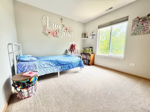 Bedroom - 4300 Dillon St, Plano, IL 60545 photo 1 of 4
