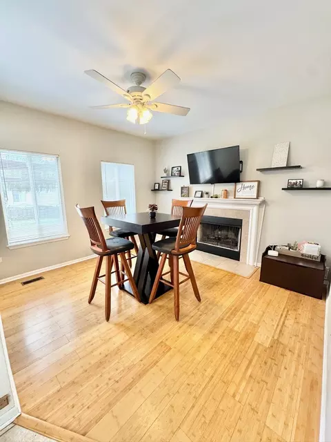 Dining - 4300 Dillon St, Plano, IL 60545 photo 1 of 1