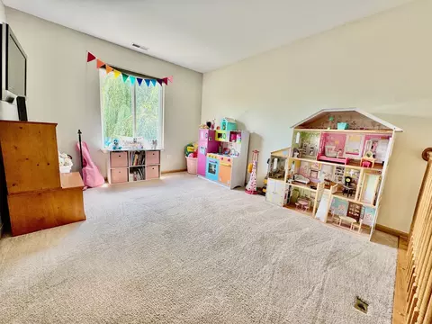 Bedroom - 4300 Dillon St, Plano, IL 60545 photo 2 of 4
