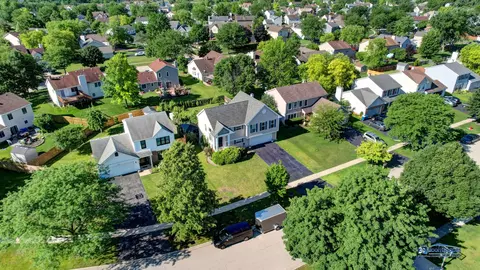 View/Area - 554 Foxford Rd, Bartlett, IL 60103 photo 6 of 10