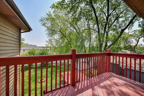 Exterior - 5 N311 Lloyd Ave, Itasca, IL 60143 photo 5 of 7