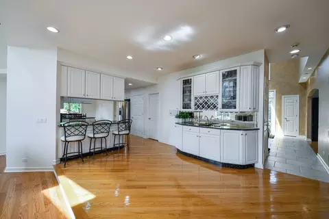 Kitchen - 5 N311 Lloyd Ave, Itasca, IL 60143 photo 1 of 3