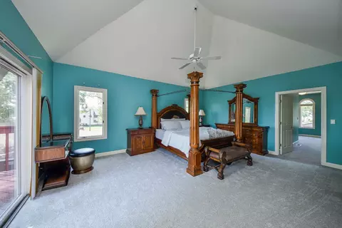 Bedroom - 5 N311 Lloyd Ave, Itasca, IL 60143 photo 2 of 6