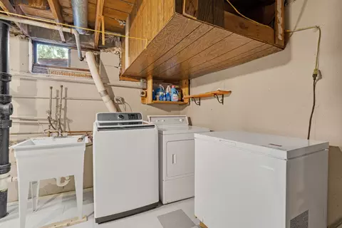 Other - 8649 Gregory Ln, Des Plaines, IL 60016 photo 2 of 3