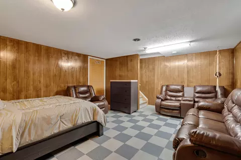 Bedroom - 8649 Gregory Ln, Des Plaines, IL 60016 photo 5 of 5