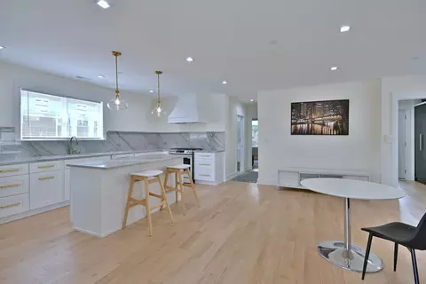 Kitchen - 1364 E Algonquin Rd, Des Plaines, IL 60016 photo 1 of 4