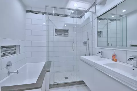 Bath - 1364 E Algonquin Rd, Des Plaines, IL 60016 photo 1 of 5