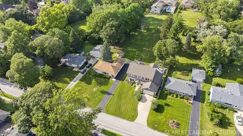 View/Area - 813 Elm St, Wheaton, IL 60189 photo 7 of 8