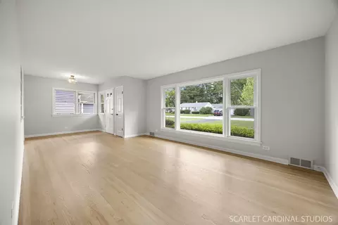 Living - 813 Elm St, Wheaton, IL 60189 photo 1 of 3