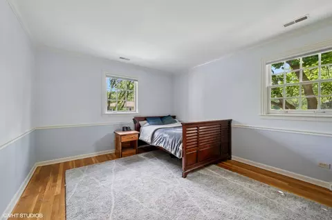 Bedroom - 2445 Cherry Ln, Northbrook, IL 60062 photo 5 of 5