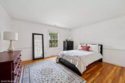 Bedroom - 2445 Cherry Ln, Northbrook, IL 60062 photo 3 of 5