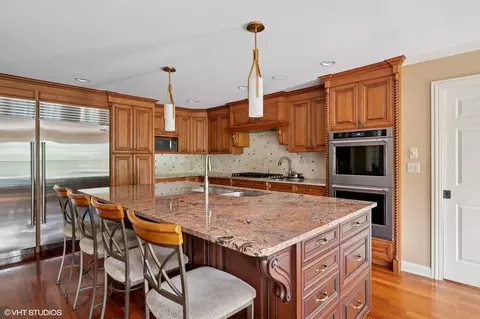 Kitchen - 2445 Cherry Ln, Northbrook, IL 60062 photo 1 of 2