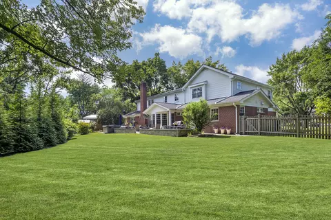 Exterior - 2445 Cherry Ln, Northbrook, IL 60062 photo 3 of 5