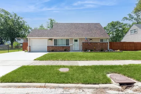 405 Watseka St, Park Forest, IL 60466