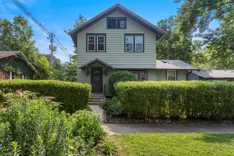 606 S Elm St, Champaign, IL 61820