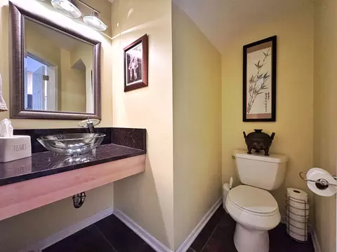 Bath - 276 Wildspring Ct, Itasca, IL 60143 photo 1 of 4
