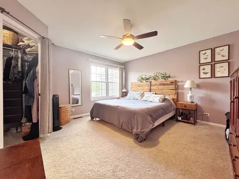 Bedroom - 276 Wildspring Ct, Itasca, IL 60143 photo 3 of 5