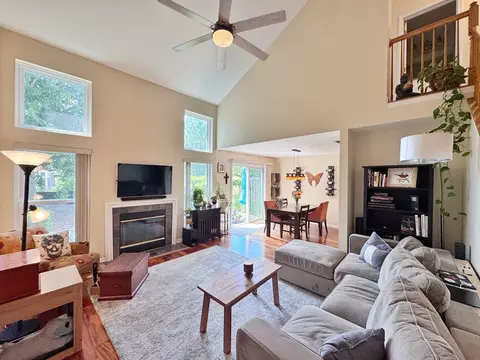 Living - 276 Wildspring Ct, Itasca, IL 60143 photo 2 of 2
